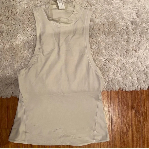 Lululemon wunder most mock neck sleeveless tank - Picture 3 of 4